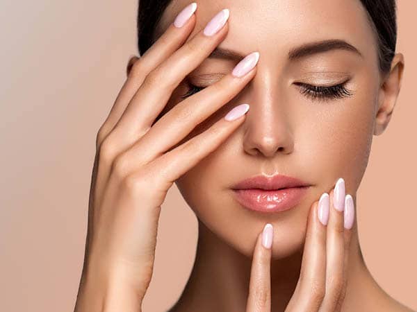 Die Beautabteilung bei Pollozek lässt keine Wünsche offen - Kosmetik, Düfte und vieles mehr.